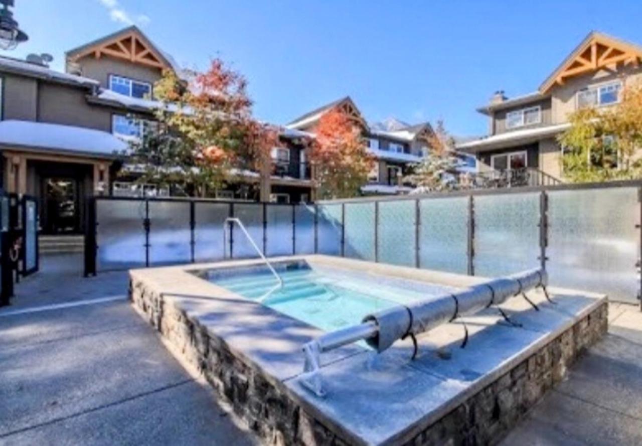 Copperstone Resort - Mountain View 2 Bedroom Condo Canmore Exterior foto